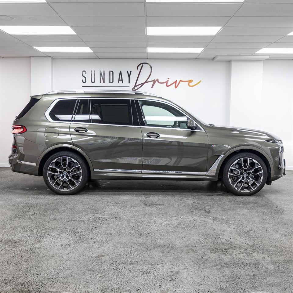 2024 BMW X7