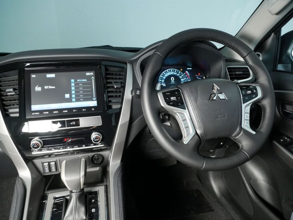 Mitsubishi Pajero Sport