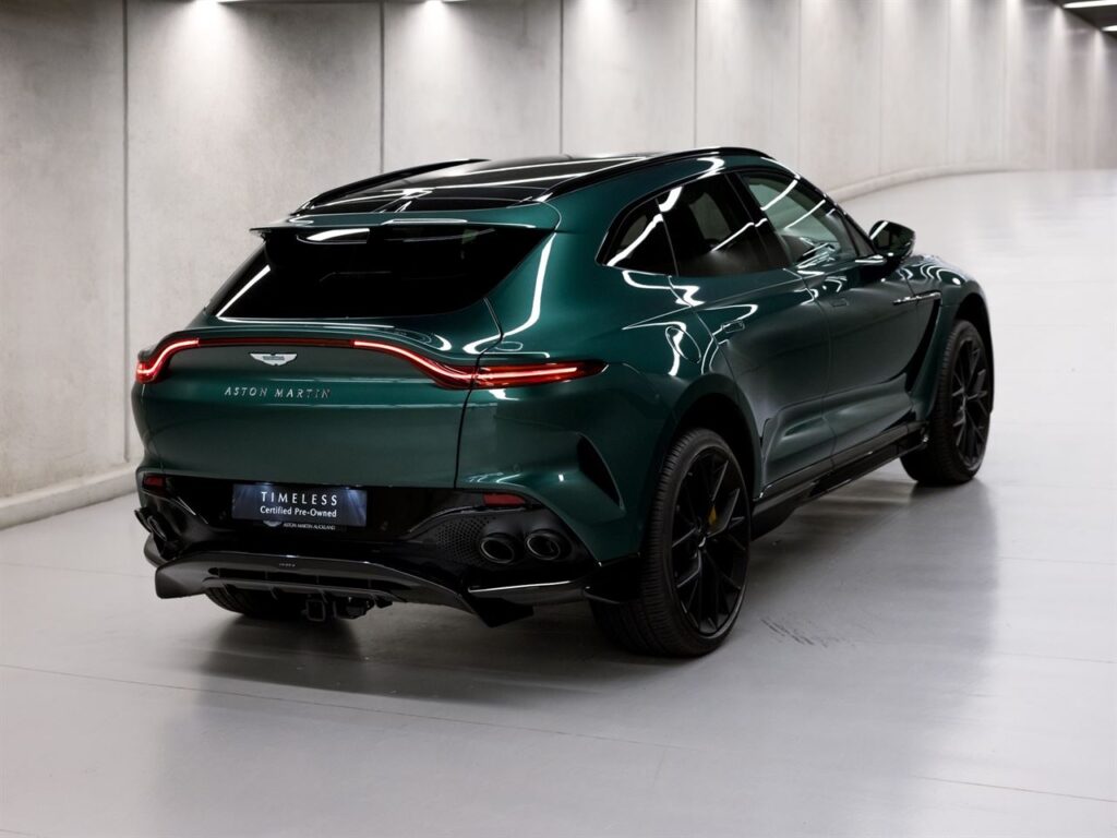 2024 Aston Martin DBX