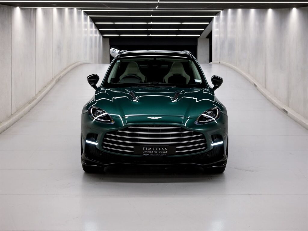 2024 Aston Martin DBX