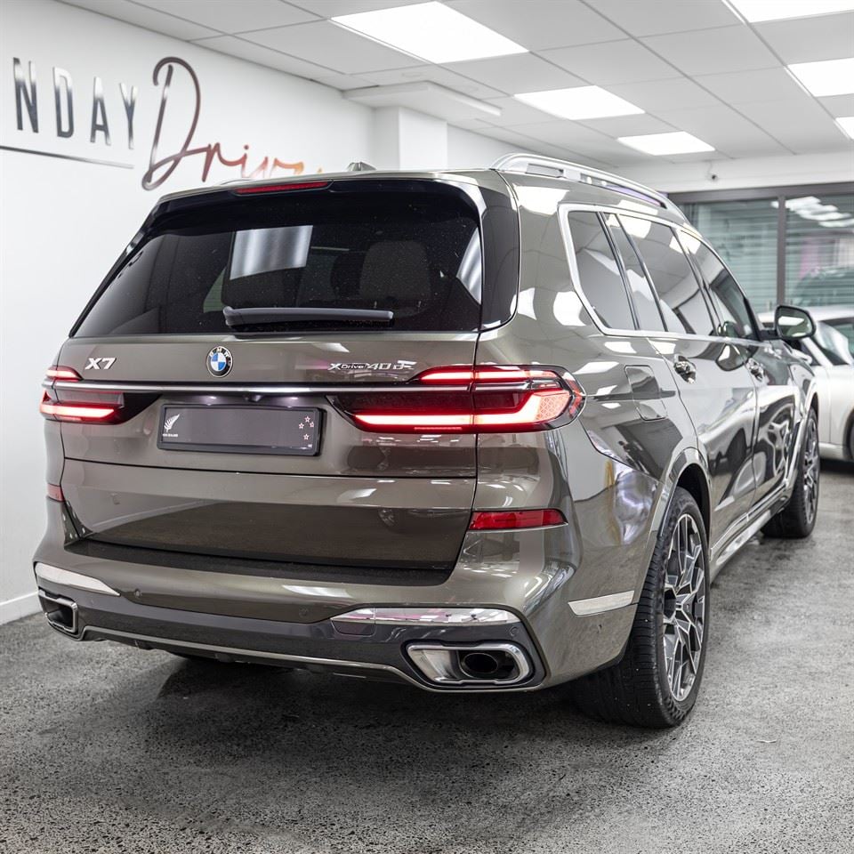 2024 BMW X7