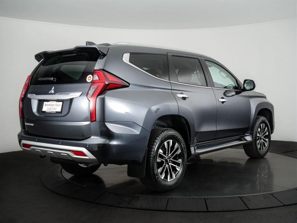 Mitsubishi Pajero Sport