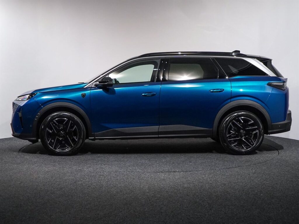 2024 Peugeot 5008