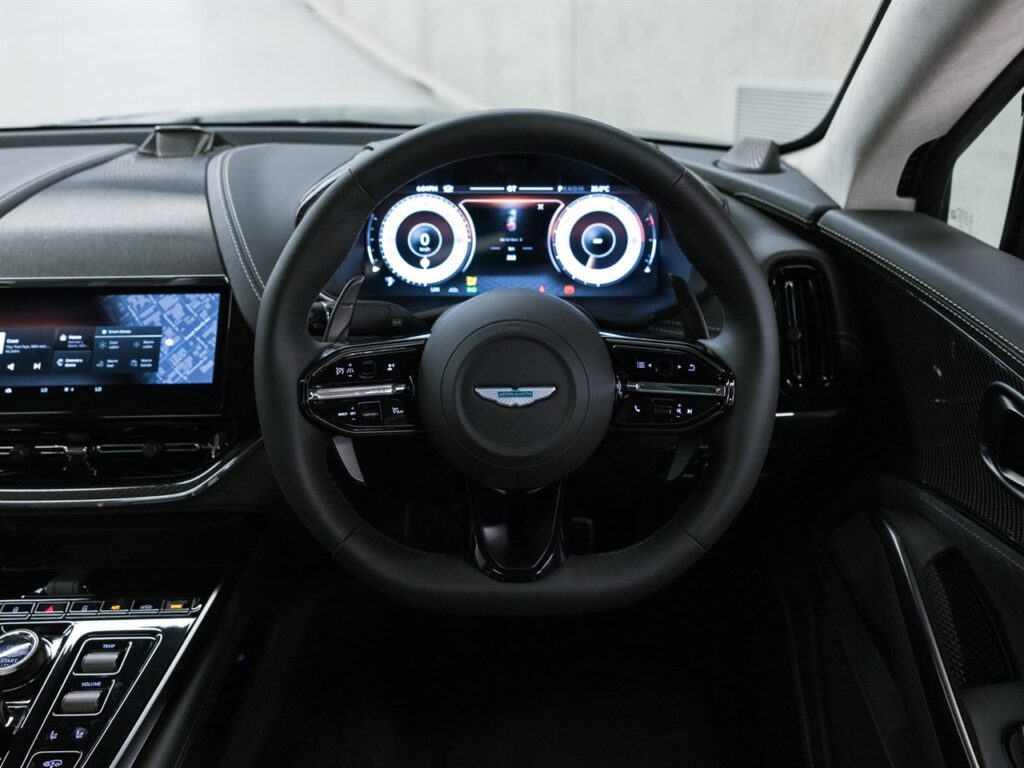 2024 Aston Martin DBX