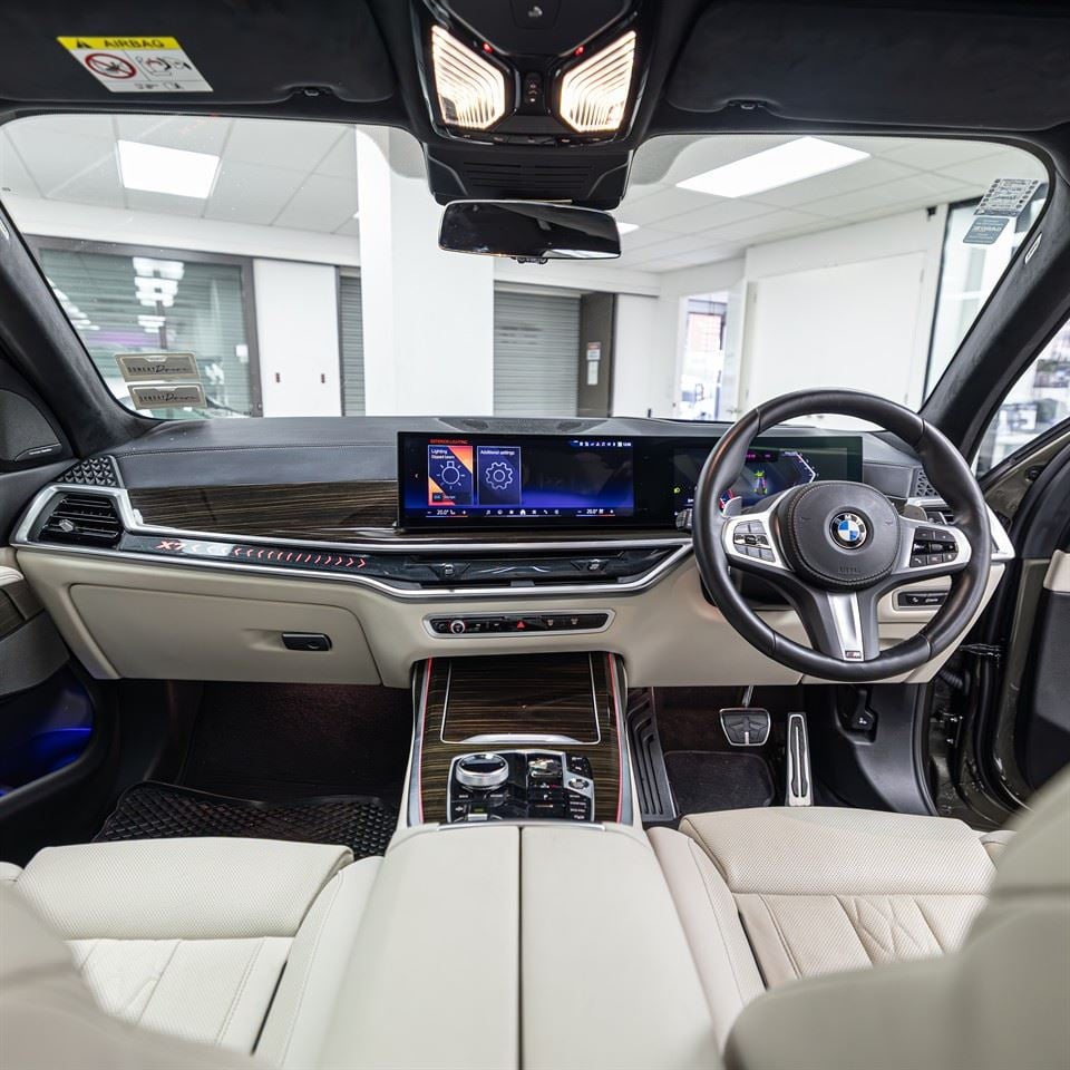 2024 BMW X7