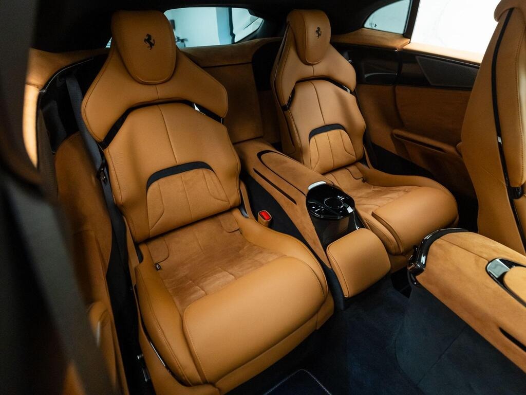 2025 Ferrari Purosangue