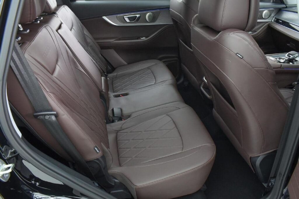 2025 Cherry Tiggo 8 Pro