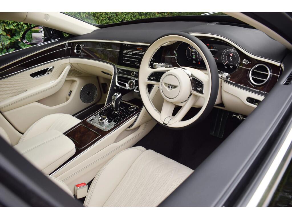2025 Bentley Flying Spur